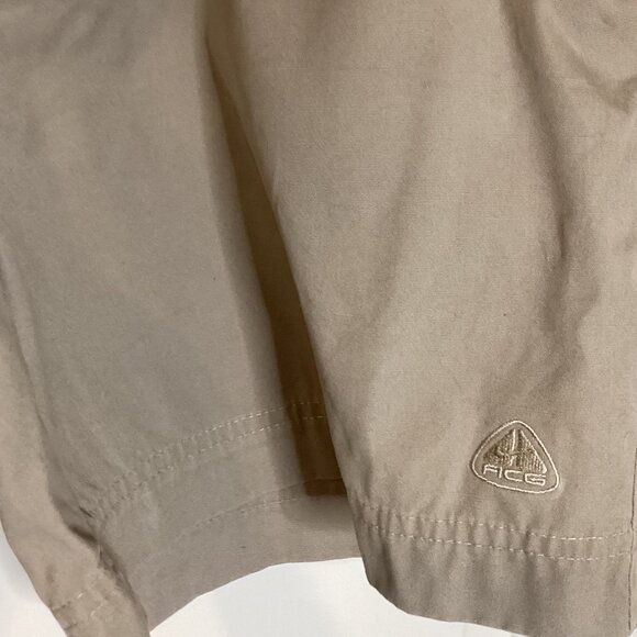 Nike ACG Women's Shorts Size M Flat Front Pockets 100% Cotton Hiking Casual - Picture 5 of 10